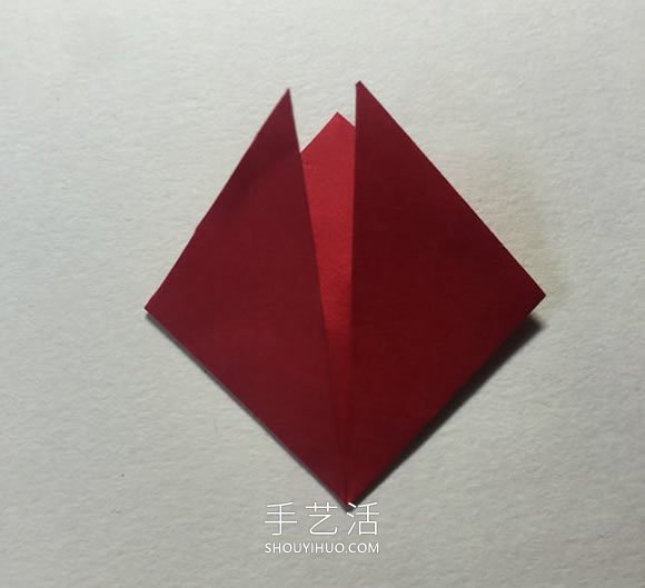 簡(jiǎn)單折紙4個(gè)花瓣 粘合得到一朵四瓣花！ -  rpnrmr.com