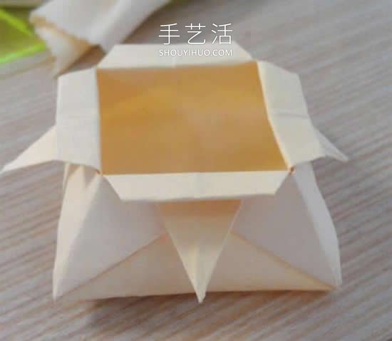 簡單又漂亮！手工折紙花型垃圾盒的視頻教程 -  rpnrmr.com