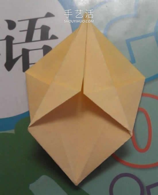簡單又漂亮！手工折紙花型垃圾盒的視頻教程 -  rpnrmr.com