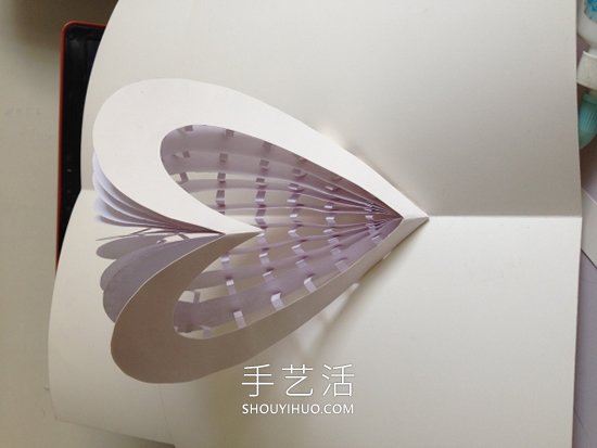 卡紙手工制作立體心形卡片的做法圖解 -  rpnrmr.com