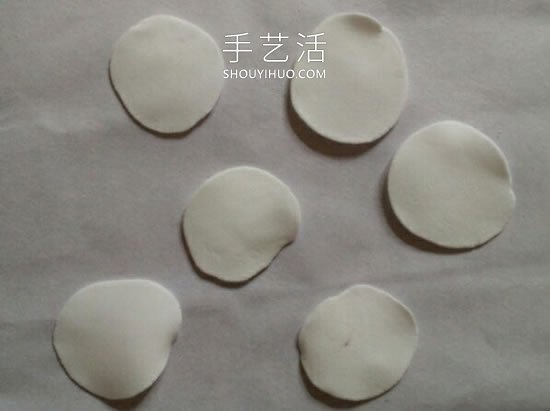 超輕粘土手工制作玫瑰花頭繩的做法圖解 -  rpnrmr.com
