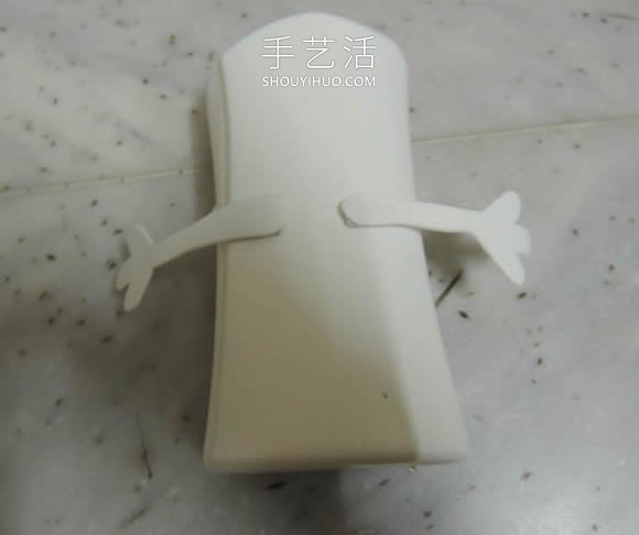 洗發(fā)水瓶廢物利用 手工制作萬圣節(jié)怪物筆筒 -  rpnrmr.com