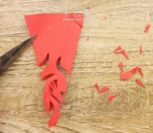 中國傳統(tǒng)新年團花的剪紙方法步驟圖解 -  rpnrmr.com