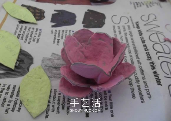 雞蛋保護托廢物利用 手工制作花朵的做法 -  rpnrmr.com