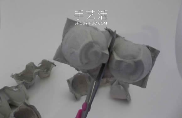 雞蛋保護托廢物利用 手工制作花朵的做法 -  rpnrmr.com