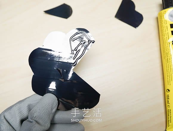 VHS磁帶手工制作漂亮玫瑰花的做法圖解教程 -  rpnrmr.com