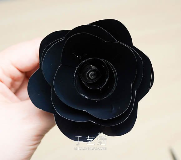 VHS磁帶手工制作漂亮玫瑰花的做法圖解教程 -  rpnrmr.com