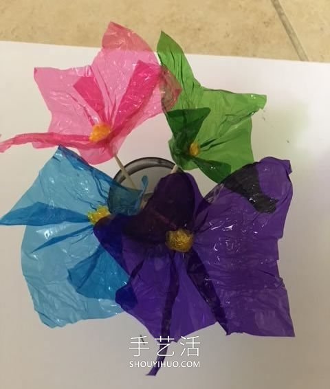 玻璃紙簡單手工制作花朵的做法教程 -  rpnrmr.com