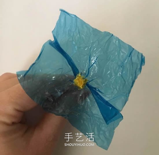 玻璃紙簡單手工制作花朵的做法教程 -  rpnrmr.com