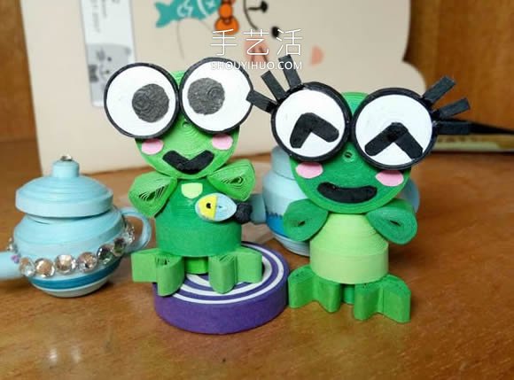 簡(jiǎn)單的衍紙綠色小青蛙手工制作教程 -  rpnrmr.com