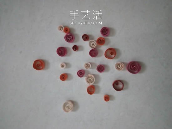 自制衍紙情人節(jié)賀卡的方法圖解教程 -  rpnrmr.com
