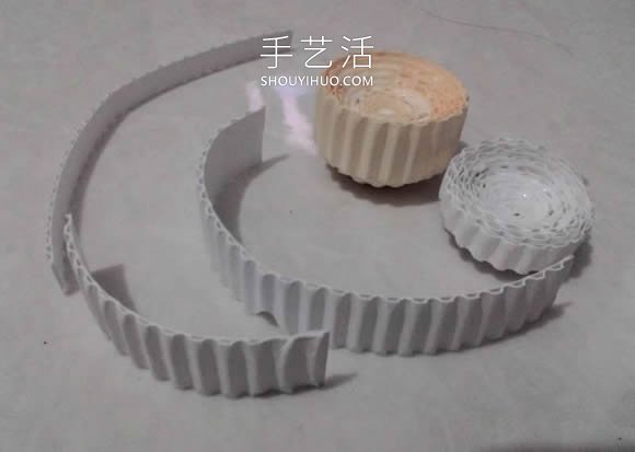 瓦楞紙條手工制作立體衍紙娃娃的方法教程 -  rpnrmr.com