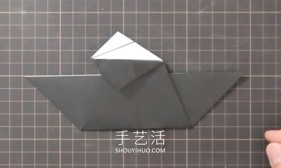 折紙嘴巴會動的烏鴉的折法視頻教程 -  rpnrmr.com