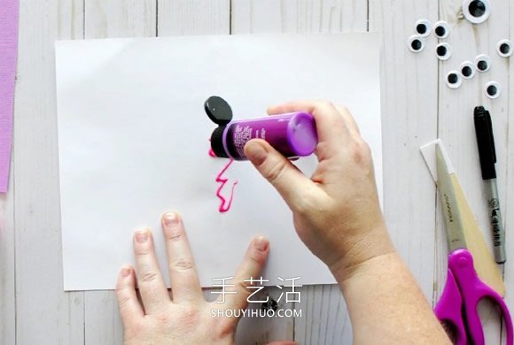 幼兒園簡(jiǎn)單手工制作萬(wàn)圣節(jié)可愛(ài)怪物的做法 -  rpnrmr.com