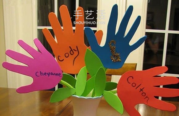 幼兒手工制作教師節(jié)手掌花禮物的做法教程 -  rpnrmr.com