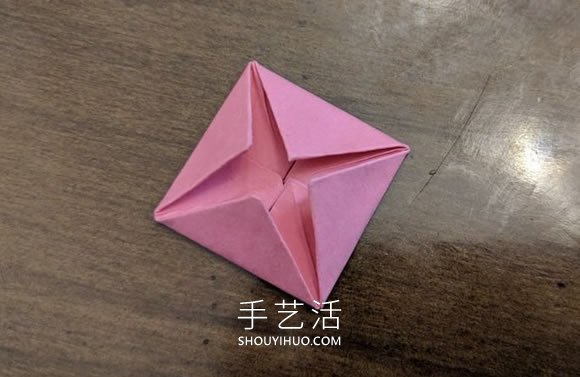 手工折紙扁平玫瑰花和葉子的折法圖解 -  rpnrmr.com