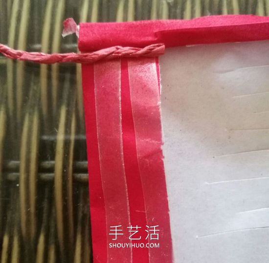 剪紙制作過年時春字掛飾的做法教程 -  rpnrmr.com