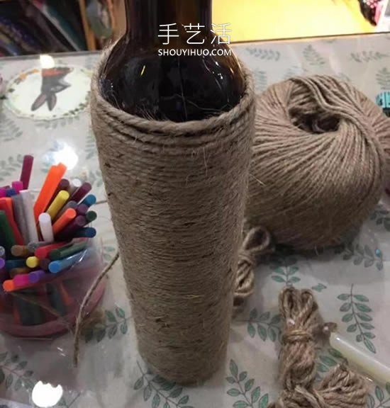 自制麻繩花瓶的方法 簡(jiǎn)單的紅酒瓶再利用！ -  rpnrmr.com