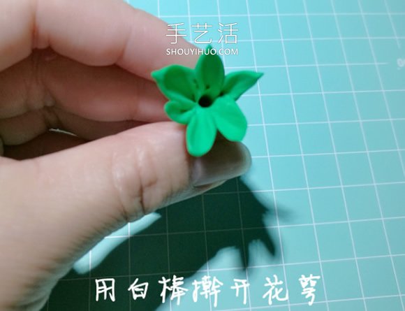 自制母親節(jié)康乃馨花的方法圖解教程 -  rpnrmr.com