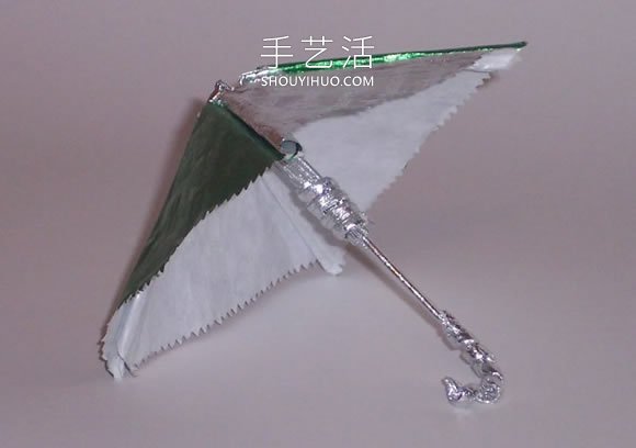 口香糖包裝紙廢物利用 自制小雨傘的方法圖解 -  rpnrmr.com