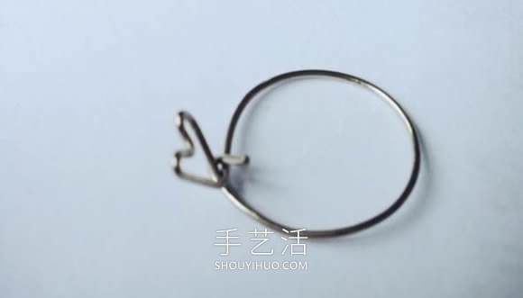 自制回形針愛(ài)心戒指的方法圖解教程 -  rpnrmr.com