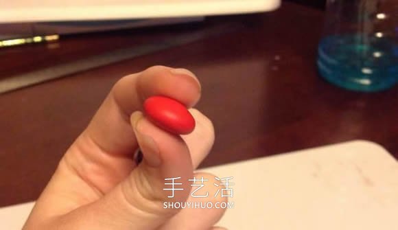 自制粘土mm巧克力豆項(xiàng)鏈的方法圖解教程 -  rpnrmr.com