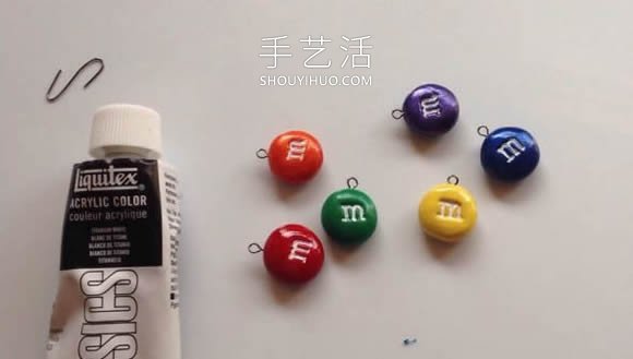 自制粘土mm巧克力豆項(xiàng)鏈的方法圖解教程 -  rpnrmr.com