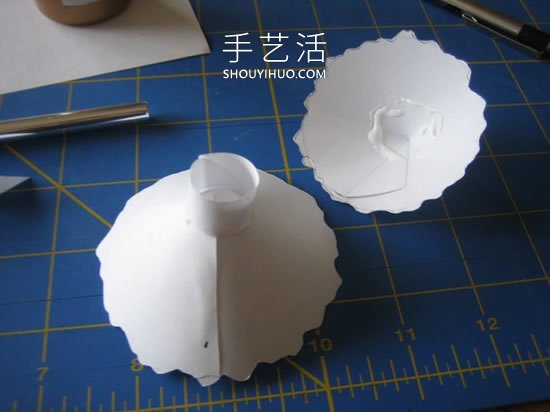 簡單自制立體紙圣誕樹的方法圖解教程 -  rpnrmr.com