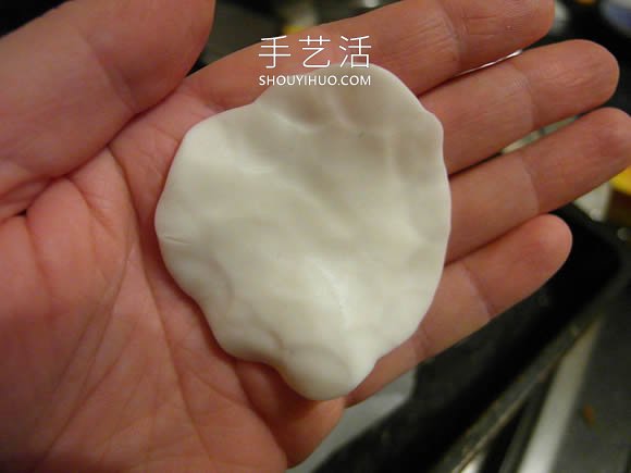 自制逼真的粘土水母的方法圖解教程 -  rpnrmr.com