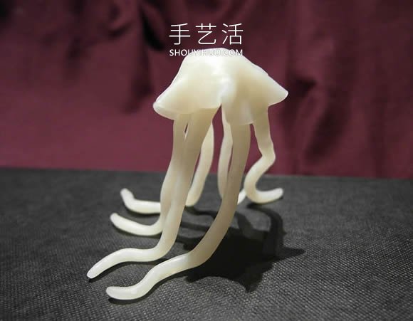 自制逼真的粘土水母的方法圖解教程 -  rpnrmr.com