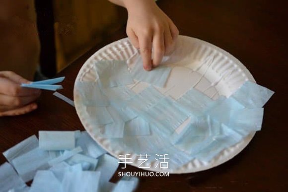 自制圣誕節(jié)紙盤圣誕樹掛飾的方法圖解教程 -  rpnrmr.com