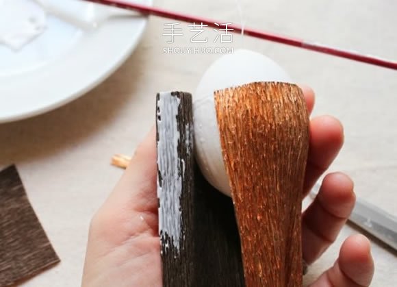 自制皺紋紙橡子和松果掛飾的方法圖解教程 -  rpnrmr.com