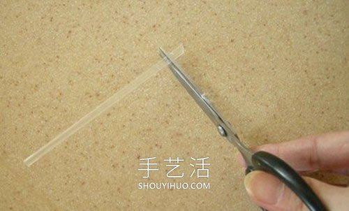 自制漂亮吸管花瓶的方法圖解教程 -  rpnrmr.com
