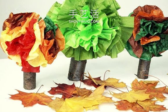 幼兒用皺紋紙手工制作秋天大樹的做法教程 -  rpnrmr.com