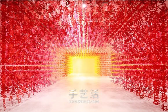 14萬個日文平假名紙片！制作出夢幻彩虹隧道 -  rpnrmr.com