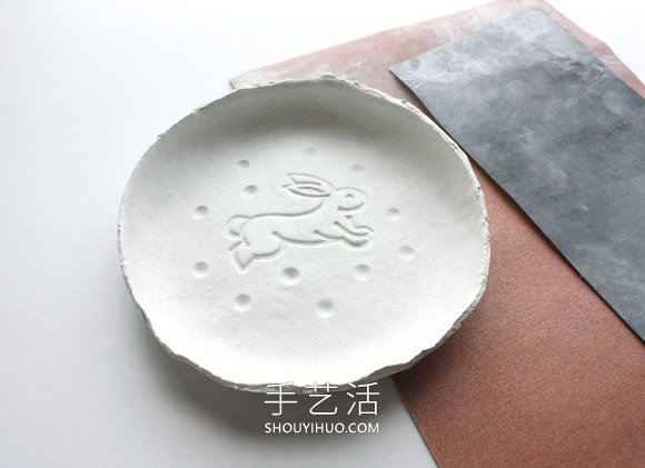 自制粘土小飾品盤的方法圖解教程 -  rpnrmr.com