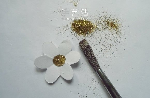 簡單手工制作閃光貼紙的做法教程 -  rpnrmr.com