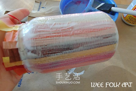 玻璃瓶粘貼彩色薄紙 制作秋季風(fēng)花瓶的做法 -  rpnrmr.com