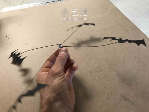 自制萬圣節(jié)蝙蝠投影裝置的方法圖解教程 -  rpnrmr.com