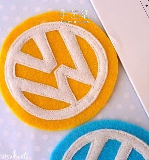 厚氈布手工制作大眾車標(biāo)杯墊的做法教程 -  rpnrmr.com