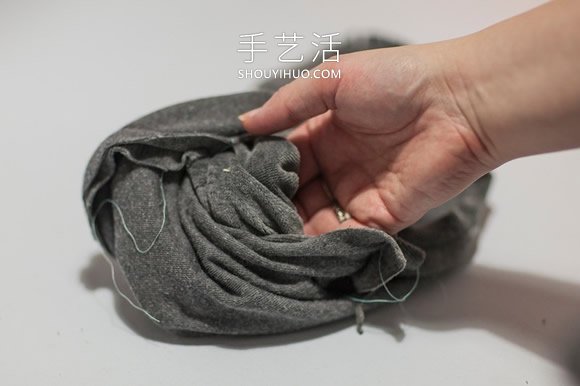 舊運動褲改造制作愛心墊子的方法圖解 -  rpnrmr.com