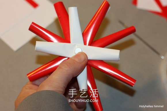 自制圣誕節(jié)禮物裝飾雪花的方法圖解教程 -  rpnrmr.com