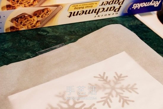 熱熔膠簡(jiǎn)單手工制作雪花的做法教程 -  rpnrmr.com