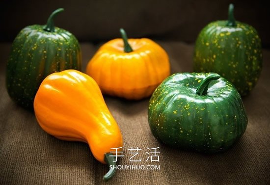 噴漆制作金色和銀色南瓜裝飾品的做法教程 -  rpnrmr.com
