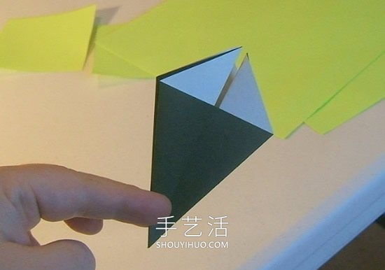 簡(jiǎn)單折紙立體圣誕樹的折法詳細(xì)步驟圖 -  rpnrmr.com
