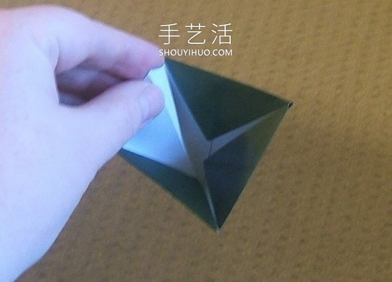 簡(jiǎn)單折紙立體圣誕樹的折法詳細(xì)步驟圖 -  rpnrmr.com