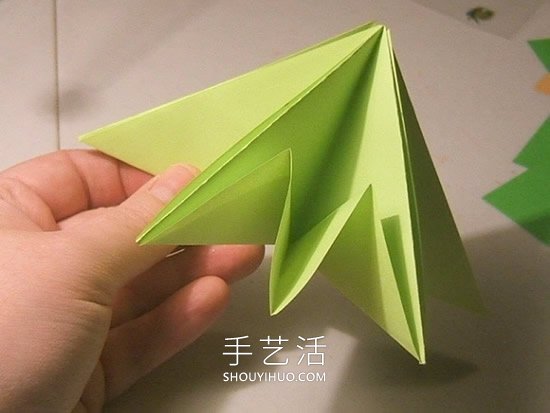 簡(jiǎn)單折紙立體圣誕樹的折法詳細(xì)步驟圖 -  rpnrmr.com