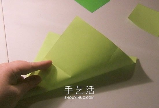 簡(jiǎn)單折紙立體圣誕樹的折法詳細(xì)步驟圖 -  rpnrmr.com