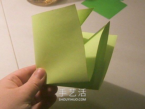 簡(jiǎn)單折紙立體圣誕樹的折法詳細(xì)步驟圖 -  rpnrmr.com