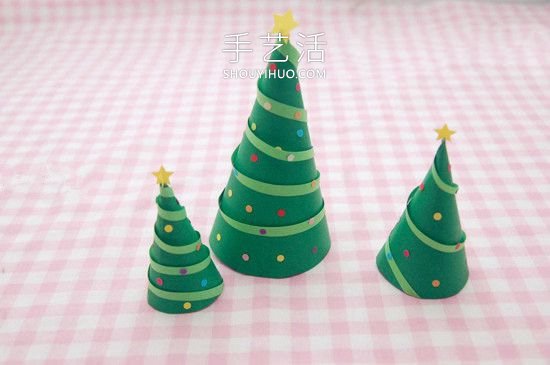 簡單卡紙手工制作立體圣誕樹的做法教程 -  rpnrmr.com